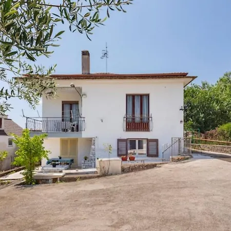 Lucia Villa Minturno